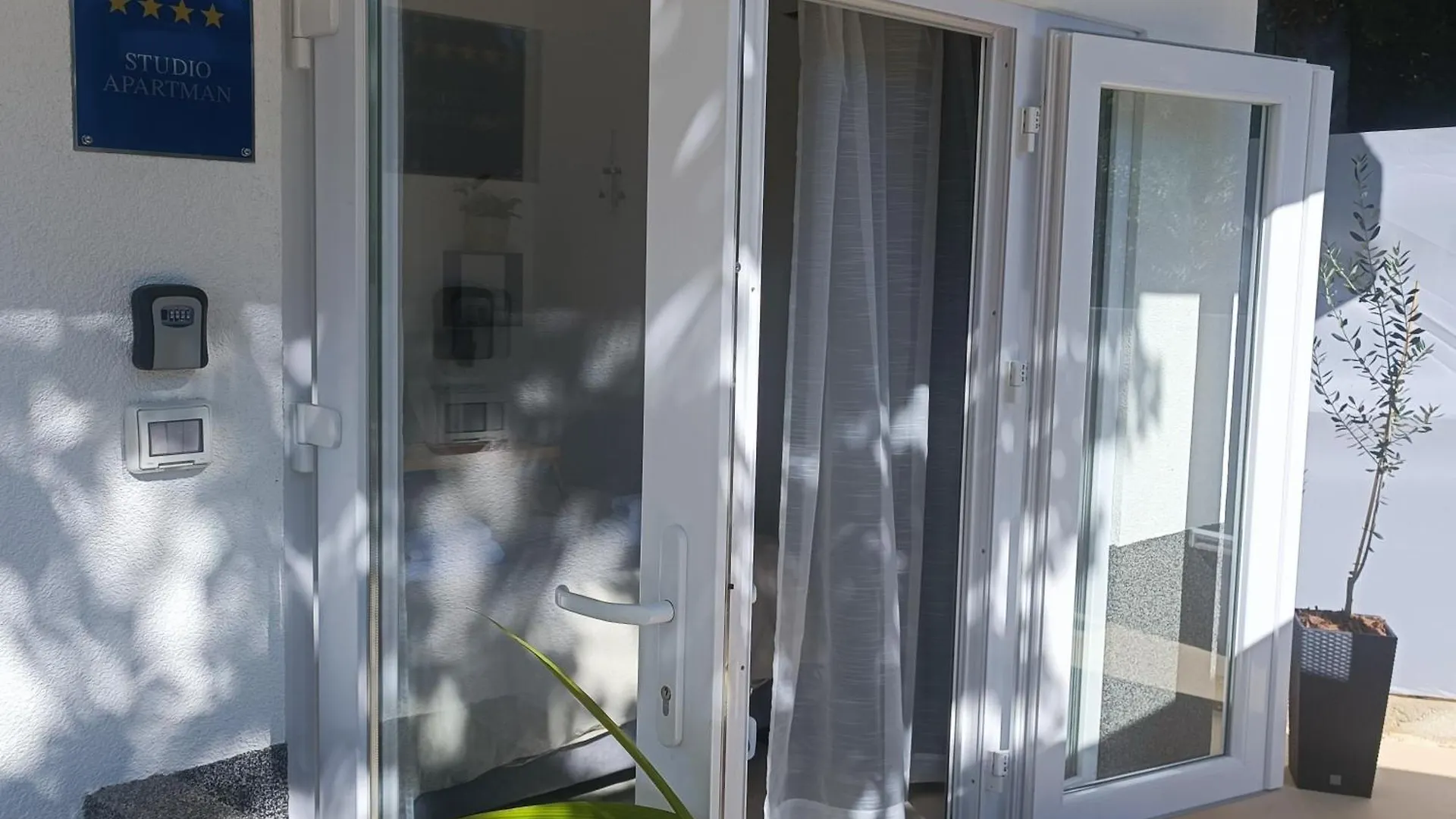 Cozy Studio Apartment With Terrace + Free Parking Opatija